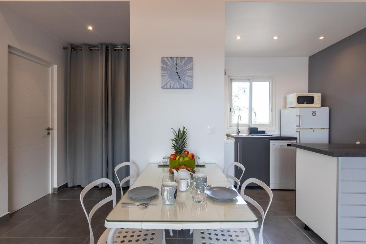Apartamento The Rock Cul de Sac Exterior foto