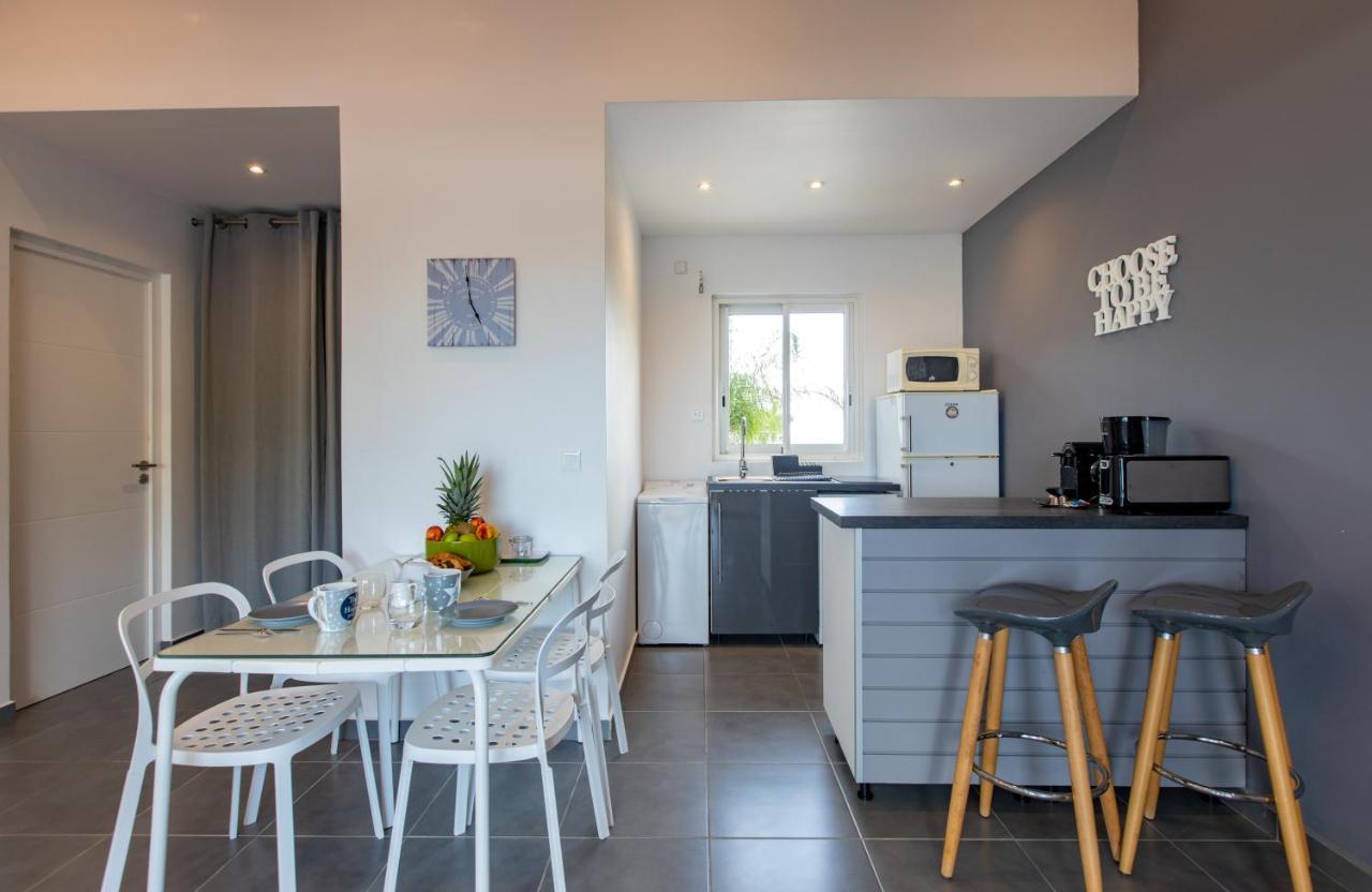Apartamento The Rock Cul de Sac Exterior foto
